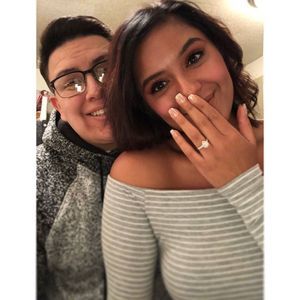 Meet your Posher, Isabel